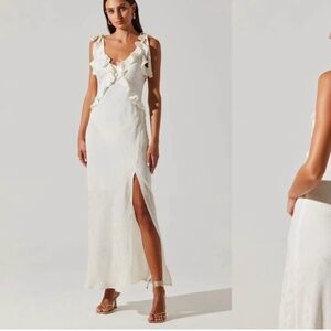 ASTR The Label White Dress